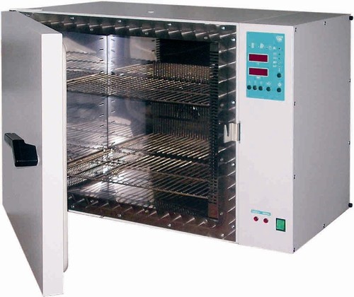 Sterilization in a dry oven